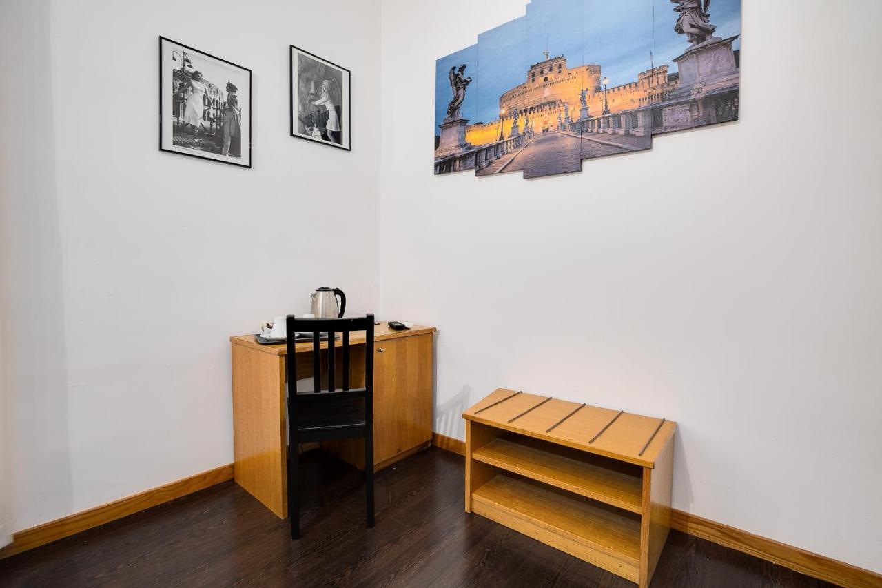 Penelope Holiday Gasthuis Rome